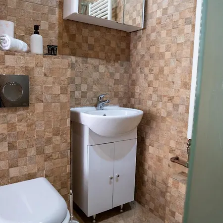 Cozy Studio Universitate Bucarest Esterno foto